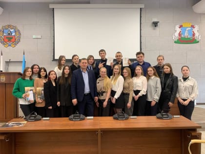 Юрий Ряполов открыл месячник молодого избирателя