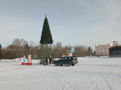 В Славгороде начался демонтаж Снежного городка