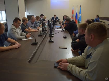 Совещание по благоустройству в Индустриальном районе