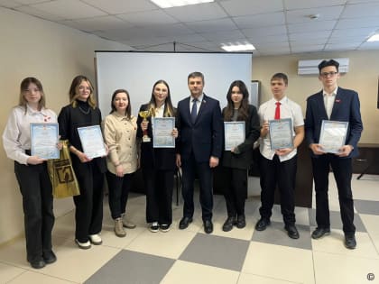 В Барнауле проходят заключительные мероприятия в рамках Месячника молодого избирателя