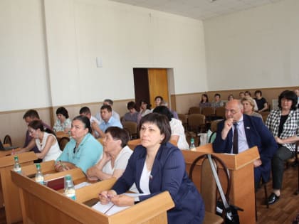 В администрации Хабарского района состоялась двенадцатая сессия районного Совета депутатов