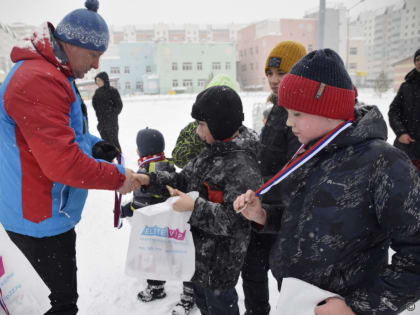 Жители микрорайона «Дружный» приняли участие в проекте «Дружные каникулы»