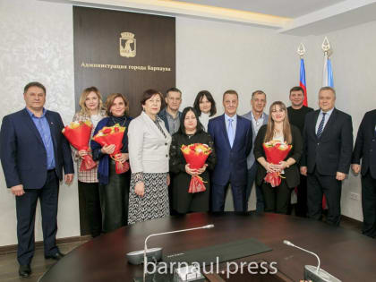 Галина Буевич приняла участие во встречи с родителями военнослужащих Президентского полка