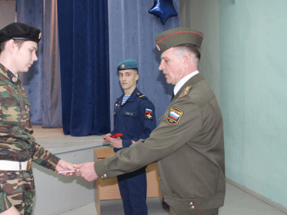 Состоялась торжественная церемония принятия клятвы курсантами военно-патриотического клуба "Сибирь".