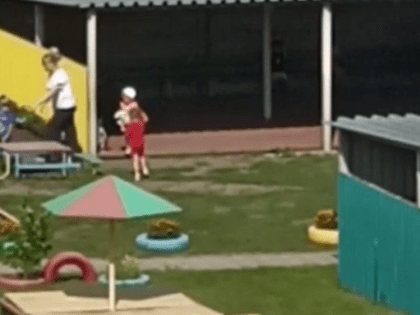 Прокуратуру привлек ролик, где воспитатель грубо обращается с детьми в Бийске