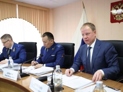 Заместитель начальника управления Генеральной прокуратуры Российской Федерации по Сибирскому федеральному округу Баир Доржиев принял участие в коллегии прокуратуры Алтайского края