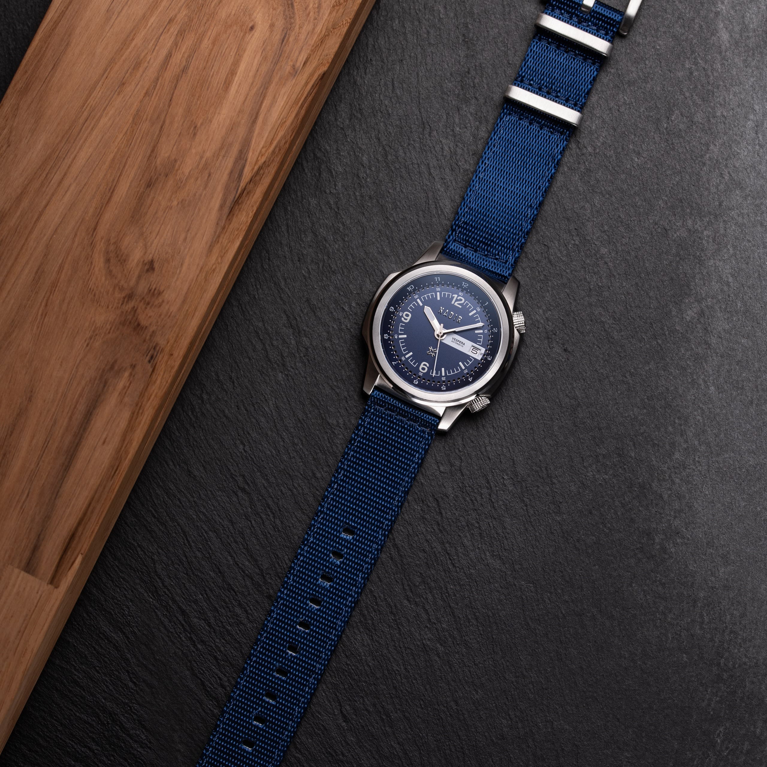 Nadir Vespera Blue Seatbelt