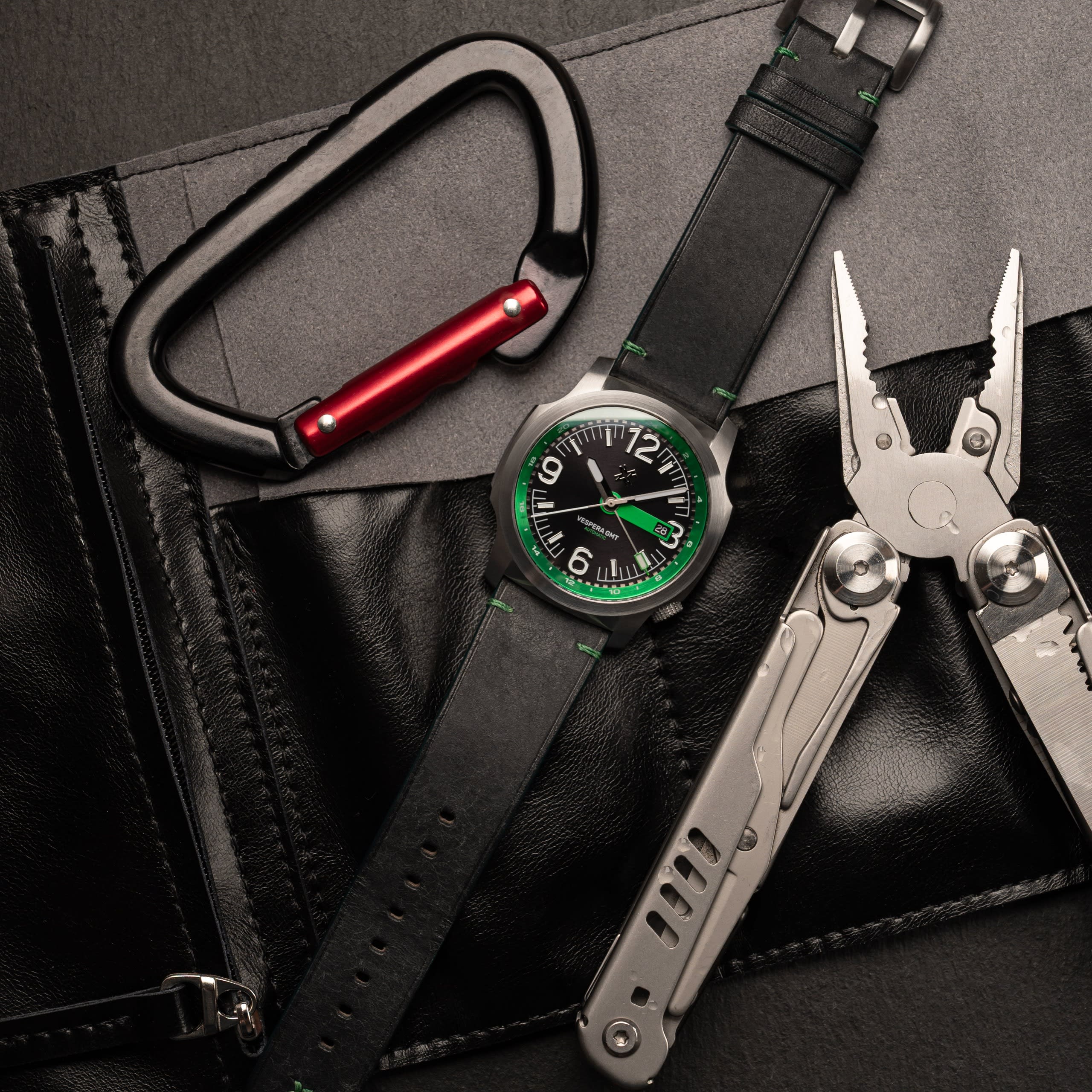Nadir Vespera GMT Green