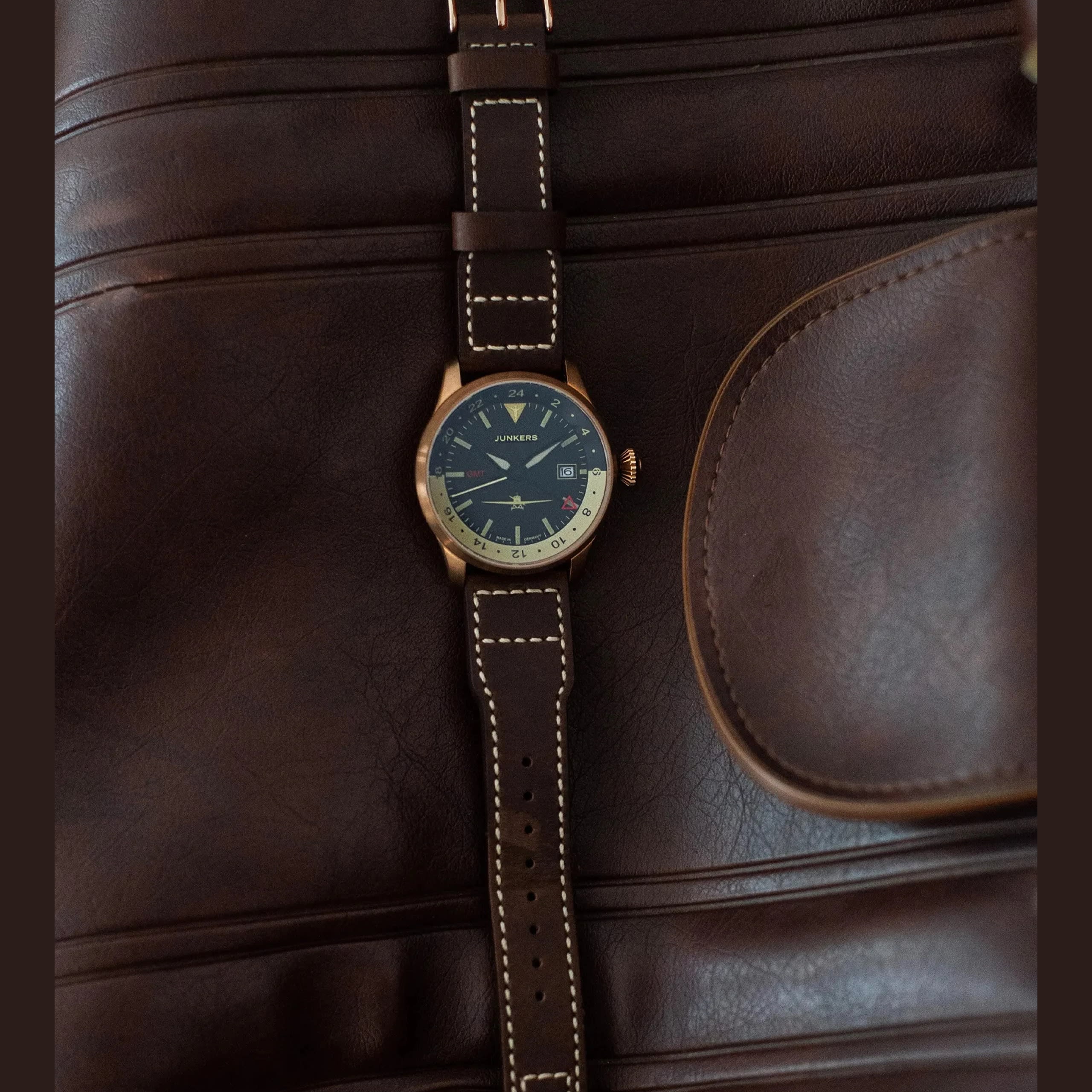 Junkers Flieger GMT Automático