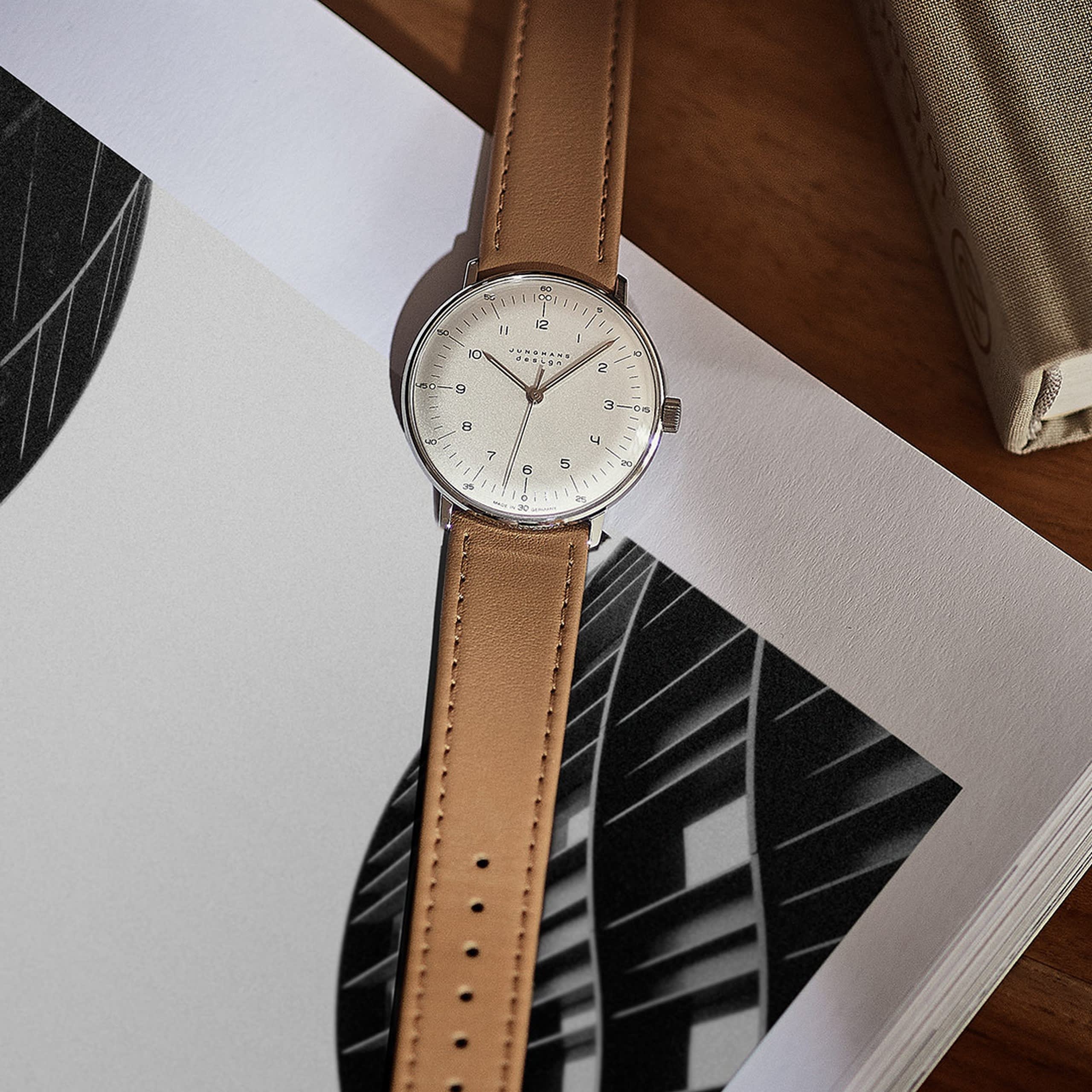 Junghans Max Bill Handaufzug