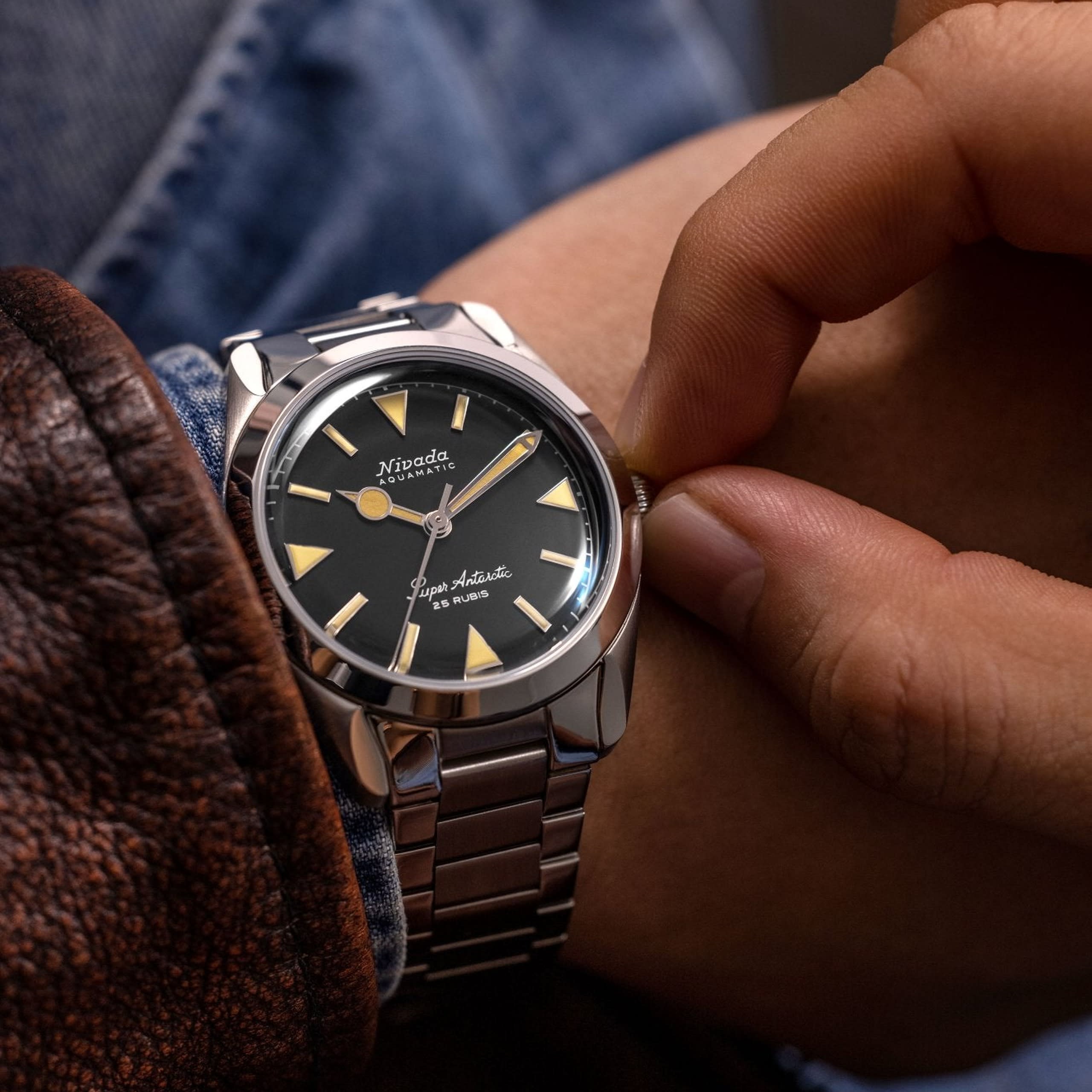 Nivada Super Antarctic Yellow - 38mm - Black Leather