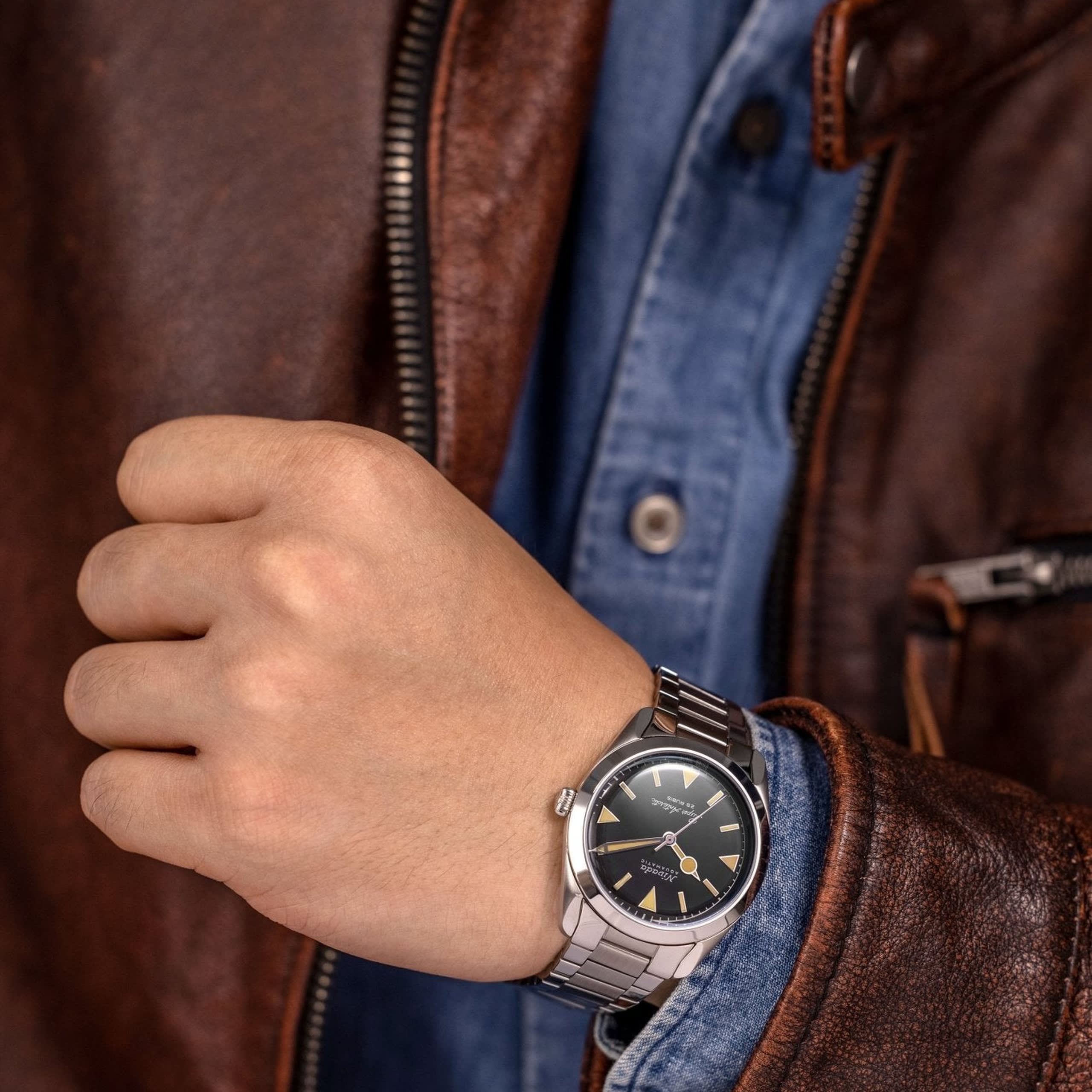 Nivada Super Antarctic Yellow - 38mm - Black Leather