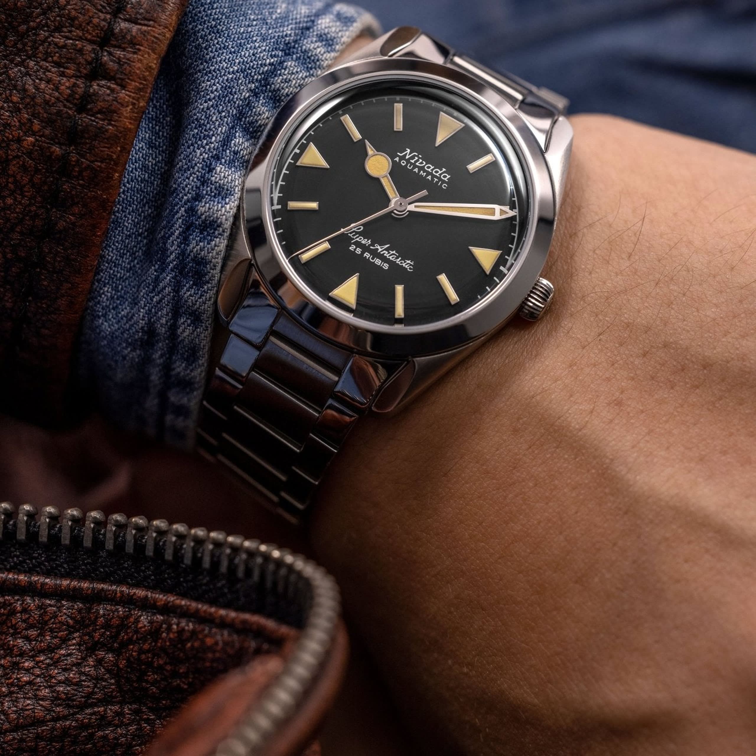 Nivada Super Antarctic Yellow - 38mm - Black Leather