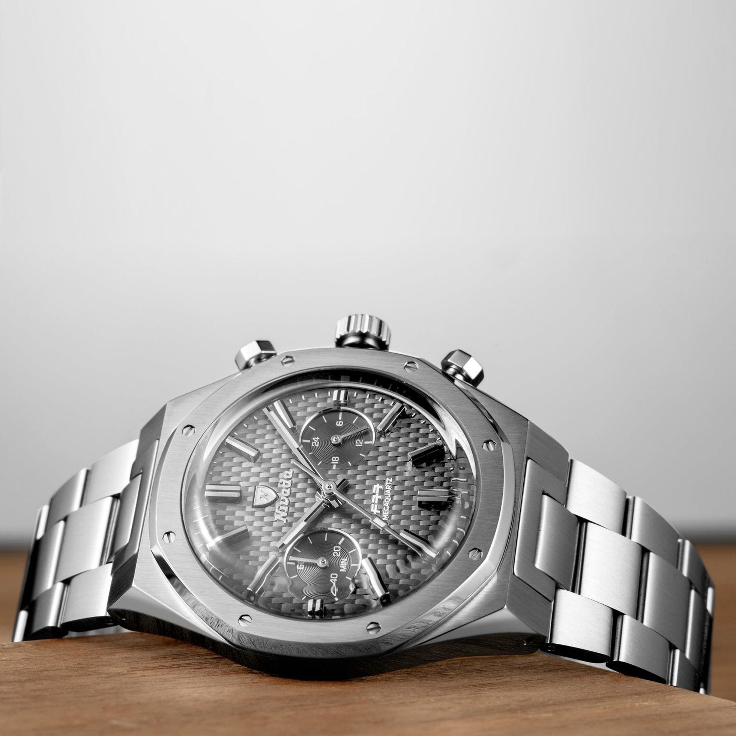 Nivada F77 Sst Chrono Mecaquartz Grey MK2 - 38mm - Bracelet