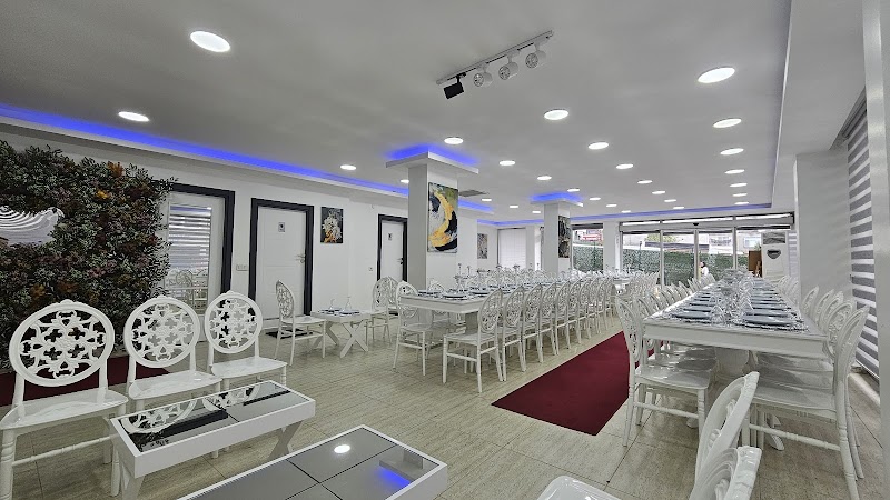 ZÜMRA DAVET EVİ | Bağcılar Organizasyon Mekanı | Kız İsteme, Söz ve Nişan Evi - Fotoğraf 1