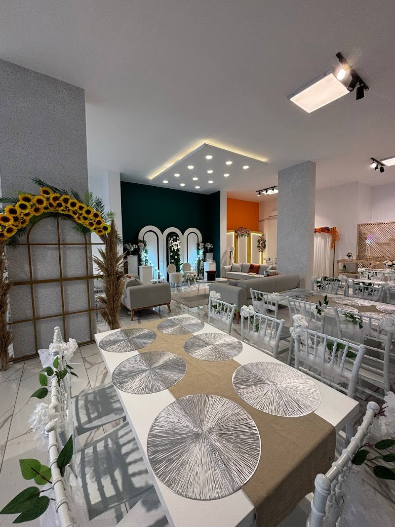 White Hall Kız İsteme ve Davet Evi - Fotoğraf 1
