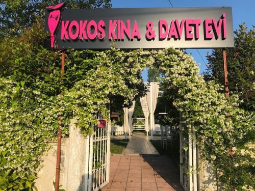 Kokoş Davet ve Kına Evi