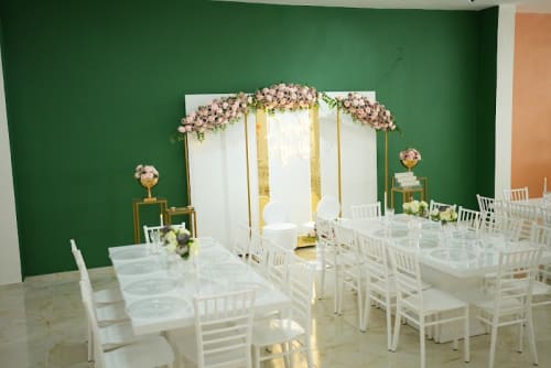 Ezgi İsteme Ve Davet evi