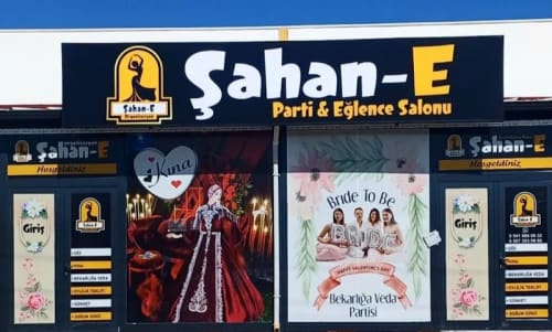 ŞAHAN-E SÖZ, KINA PARTİ VE DAVET SALONU