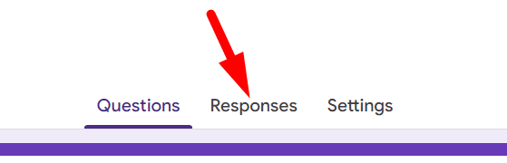 red arrow pointing to responses tab