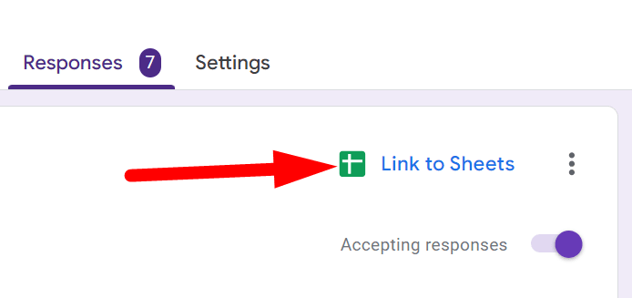 red arrow pointing to google sheet link icon