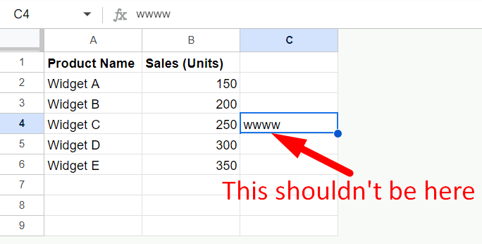 red arrow pointing to irrelevant data in a cell