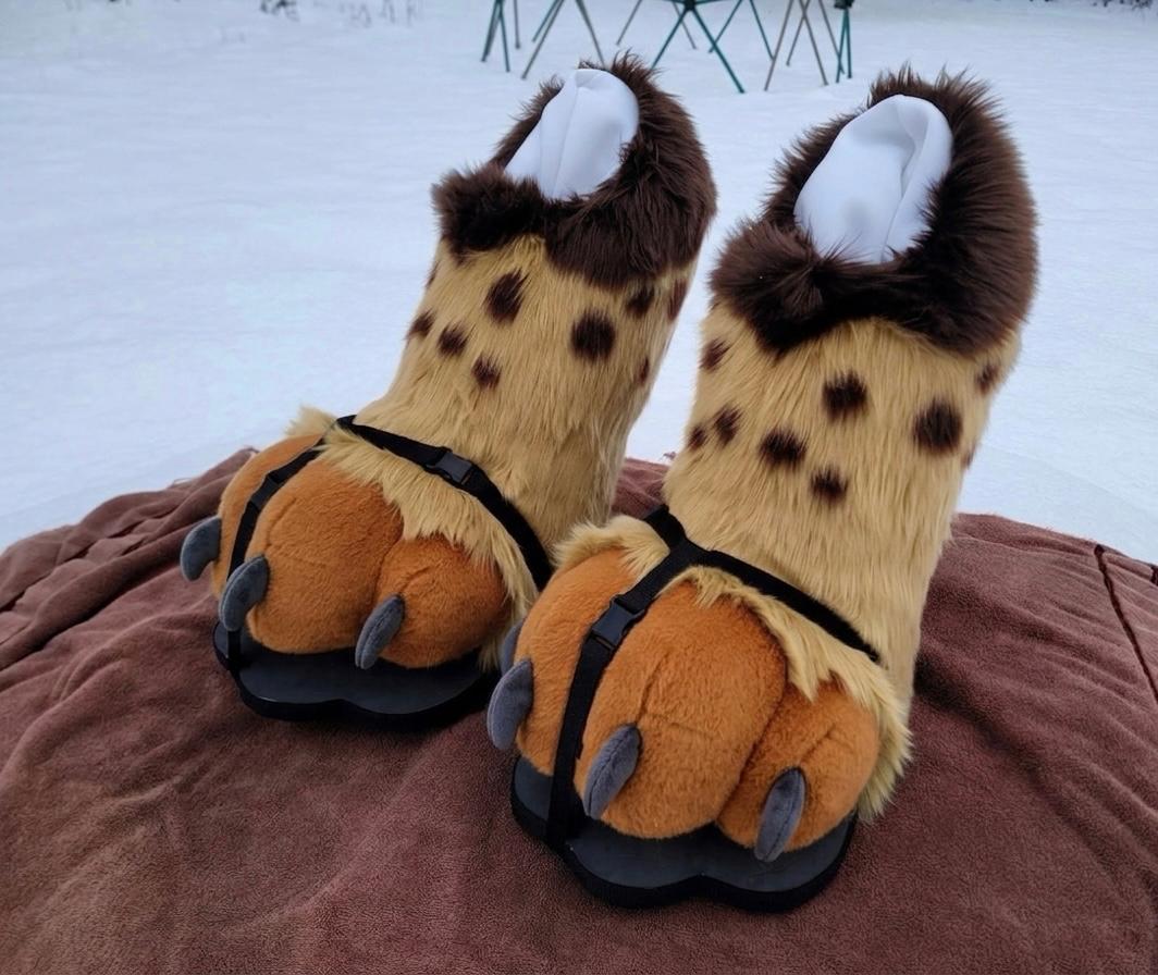 Fursuit paws example