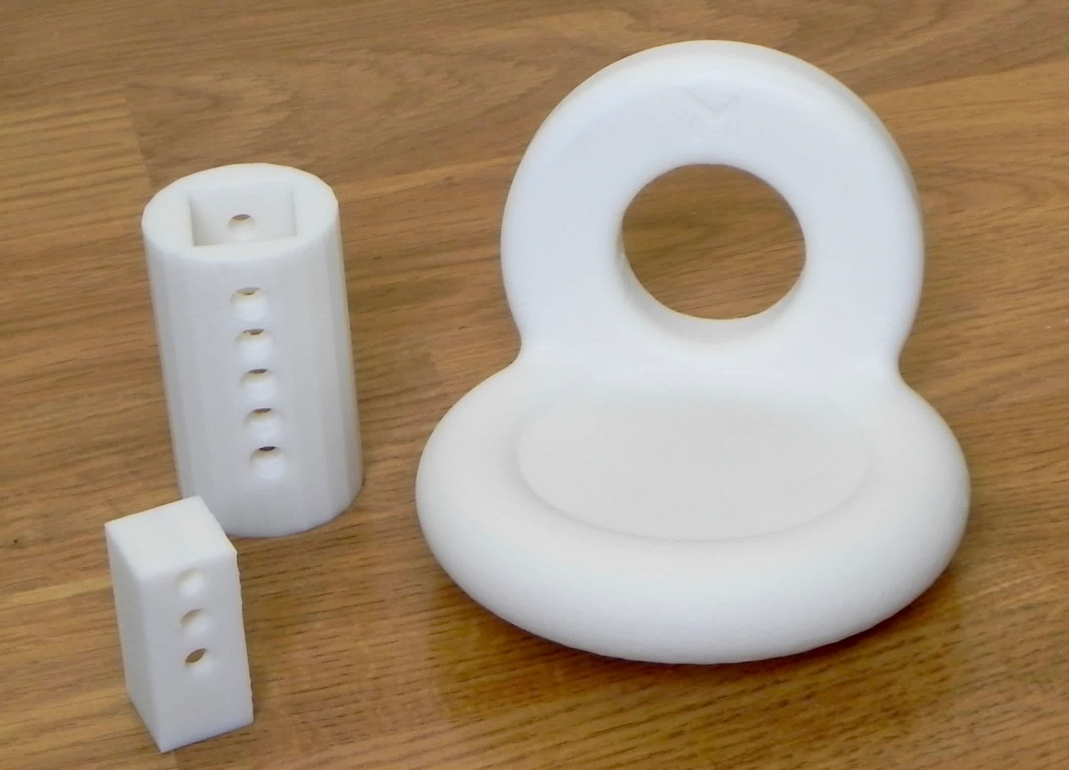 Image of the inclusive adaptation made with medical resin in 3D printing.