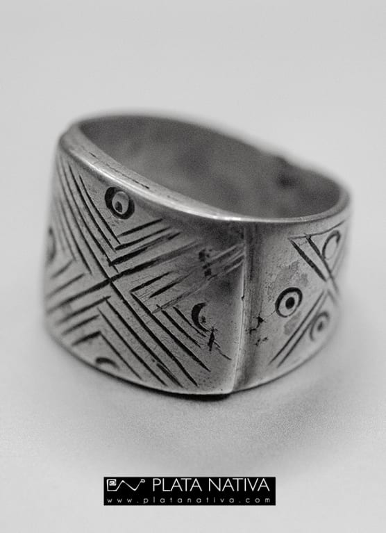 131 Anillo de plata