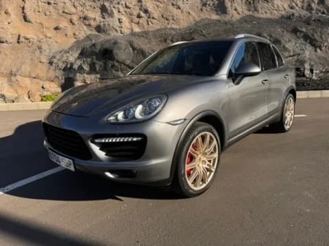 Porsche Cayenne TURBO