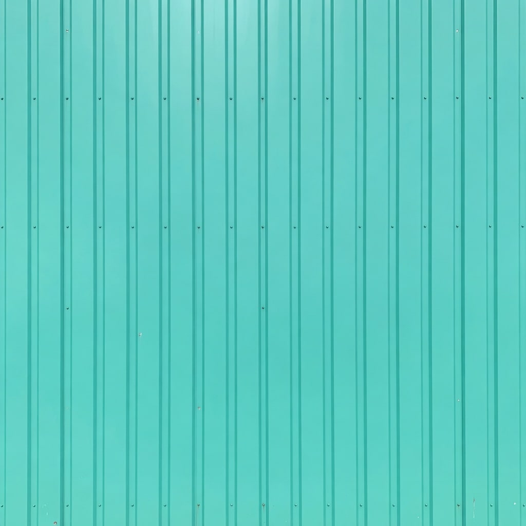 Puerto Azul facade - corrugated teal metal