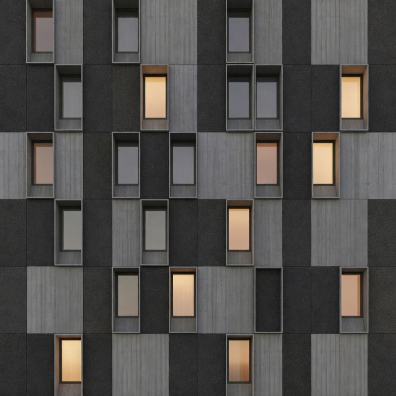Building Facade with Windows (1 / 2)