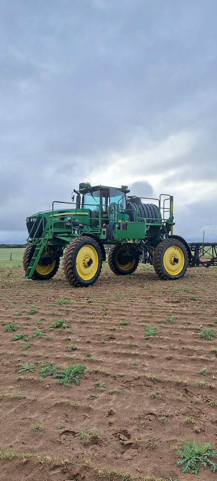 Pulverizadora John Deere 4730 - foto 3