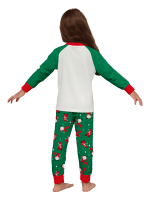 Den skäggige tomten begravd under sin gigantiska hatt, matchande familjepyjamas