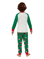 Den skäggige tomten begravd under sin gigantiska hatt, matchande familjepyjamas