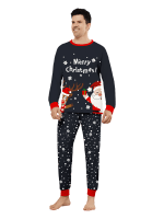 Snöig pyjamas, jultomten ger en present till sina små renar