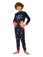 Snöig pyjamas, jultomten ger en present till sina små renar