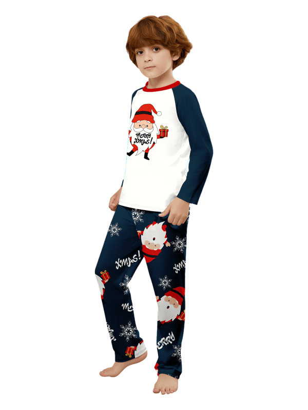 Den mycket skäggige jultomten, ”God jul”-familjepyjamas, par