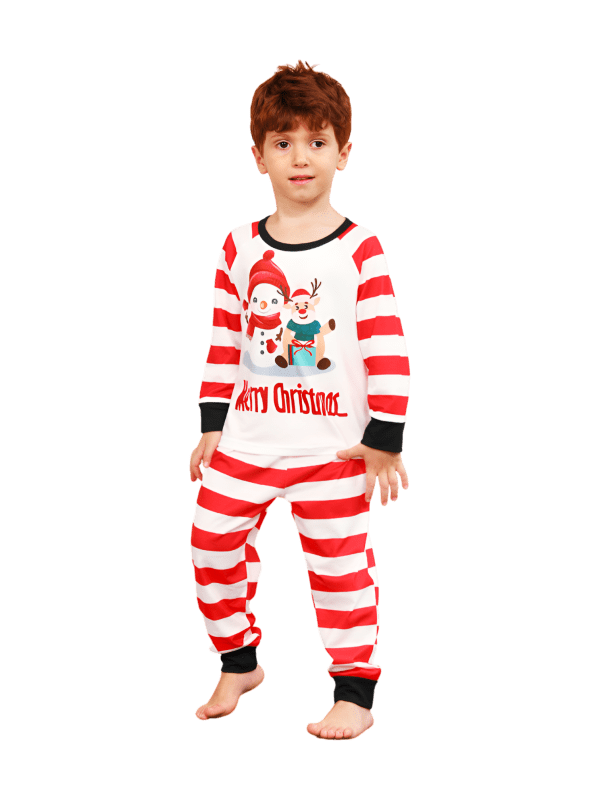 Snögubben och hans glada renkompis, rödrandig familjepyjamas