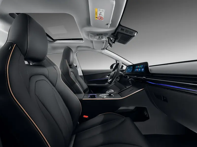 Omoda أمودا Omoda C5 LUXURY 2027 ٤