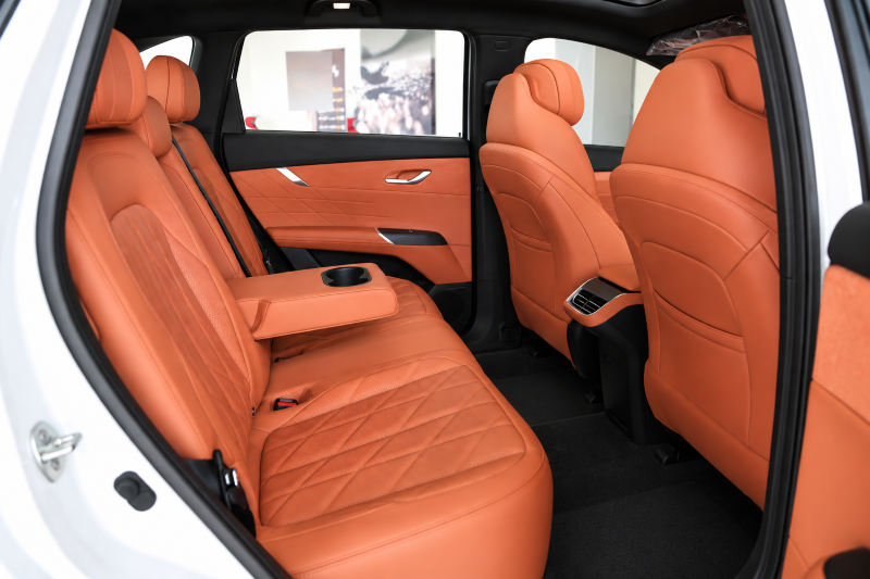 Changan شان جان CS75 Plus Royal 4WD 2026 ٥
