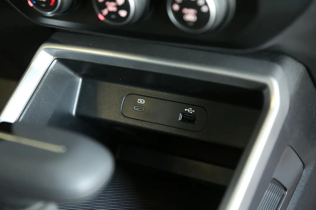 Chevrolet شيفروليه Groove LT 2026 ٥
