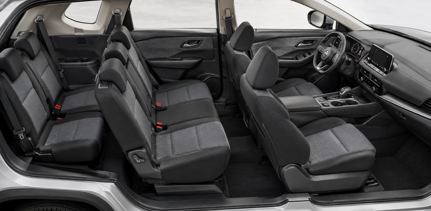 Nissan نيسان X-TRAIL 2.5L S 4X2 7 2026 ٣