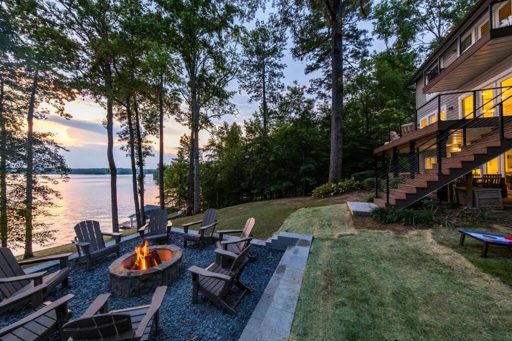 Lakeview Retreat