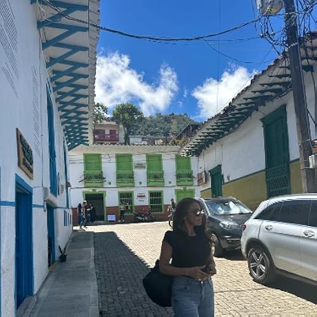 YOLANDA GÓMEZ niño