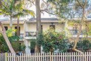 Sydney clearance rates stabilising as sellers hold off listing, tightening supply