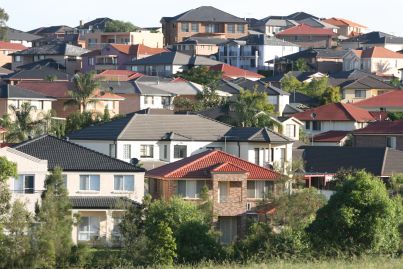 First-home buyers busy in Melbourne's outskirts as investors retreat