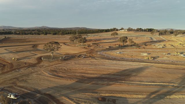 Ginninderry sees its first multi-unit auction of new suburb blocks
