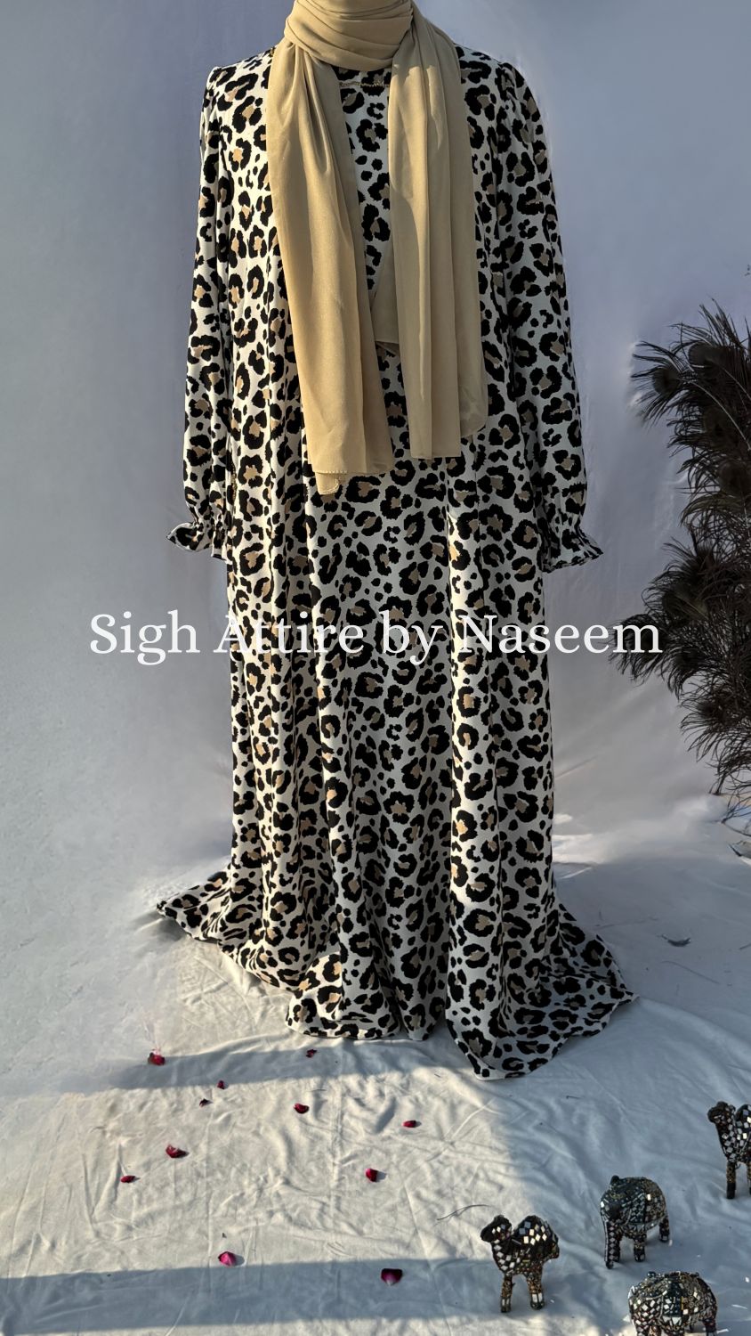 Desert Luxe thumbnail 4