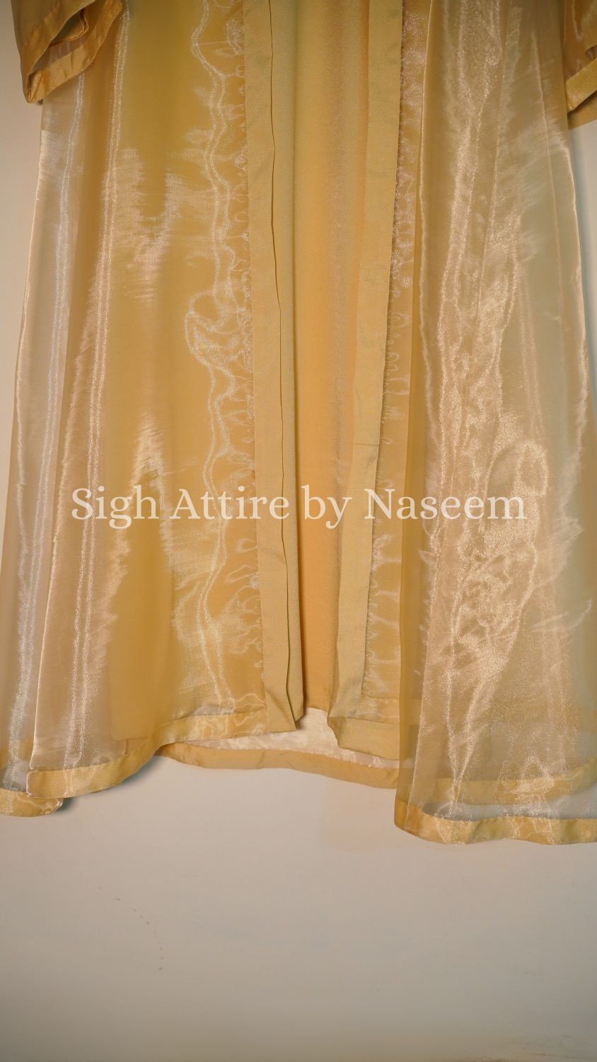 Golden Radiance Abaya thumbnail 2